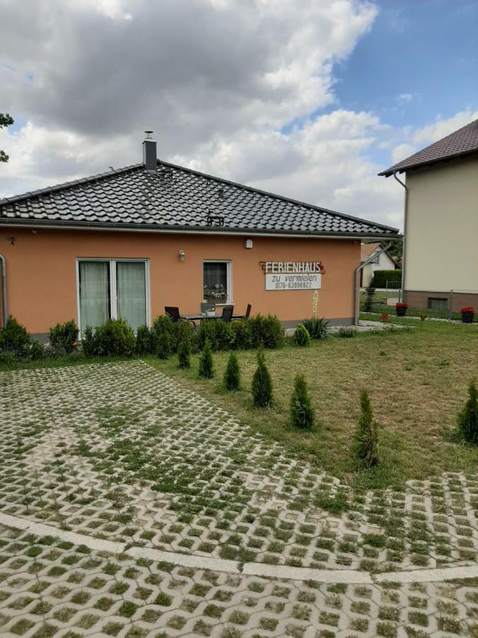 Am Bahnhof Werneuchen Exterior foto
